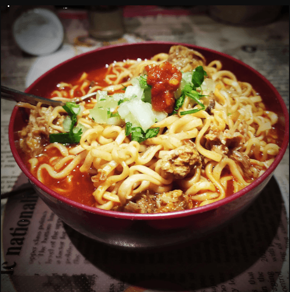 Combo-Birriamen 1/2 Litro + Quesabirria de Maiz.