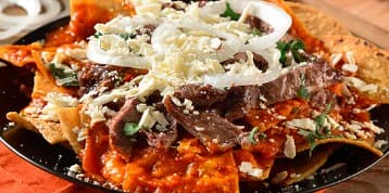 Arrachera con Chilaquiles
