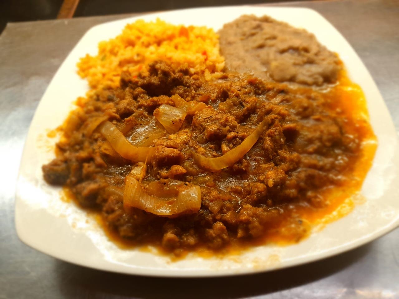 BISTEC EN SALSA RANCHERA CON CEBOLLA 🍖.