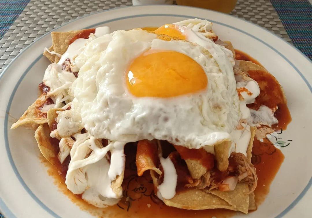 Chilaquiles con huevo