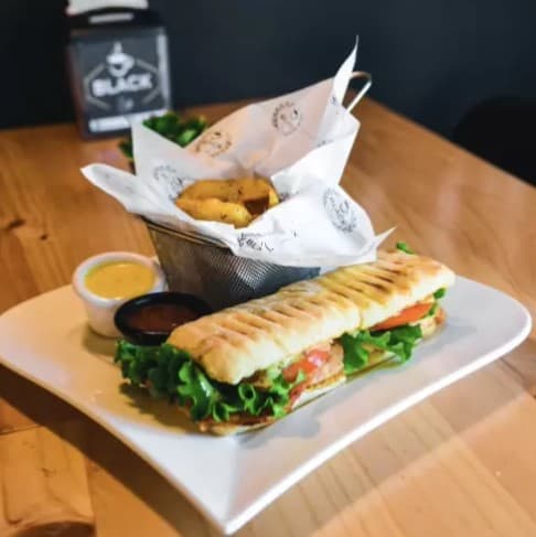 Pan Ciabatta de Atún y Aguacate