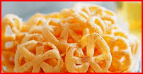 Chicharrones  Caseros con Salsa