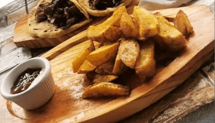 Papas Bravas en Gajos