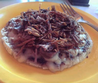 Gordita Con Carne