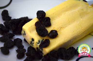 Paleta de Leche de Vainilla con Pasas