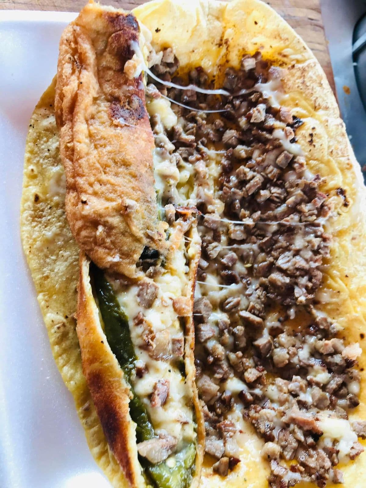 Quesadilla de Asada con Chile Relleno