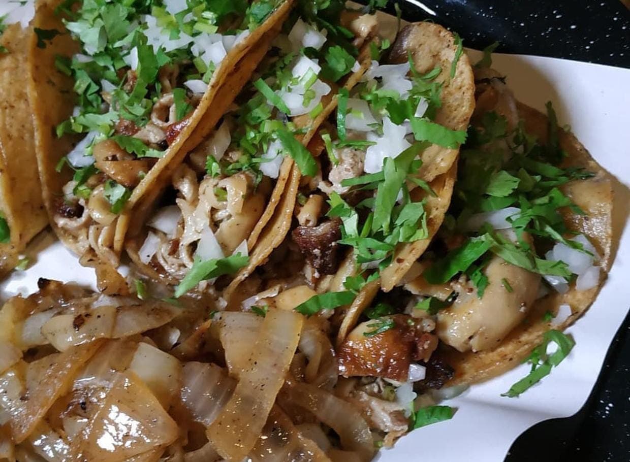 Quesadillas (Tripa, Bistec, Pastor y Mas)
