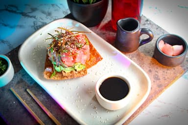 Tostada Tuna Toro