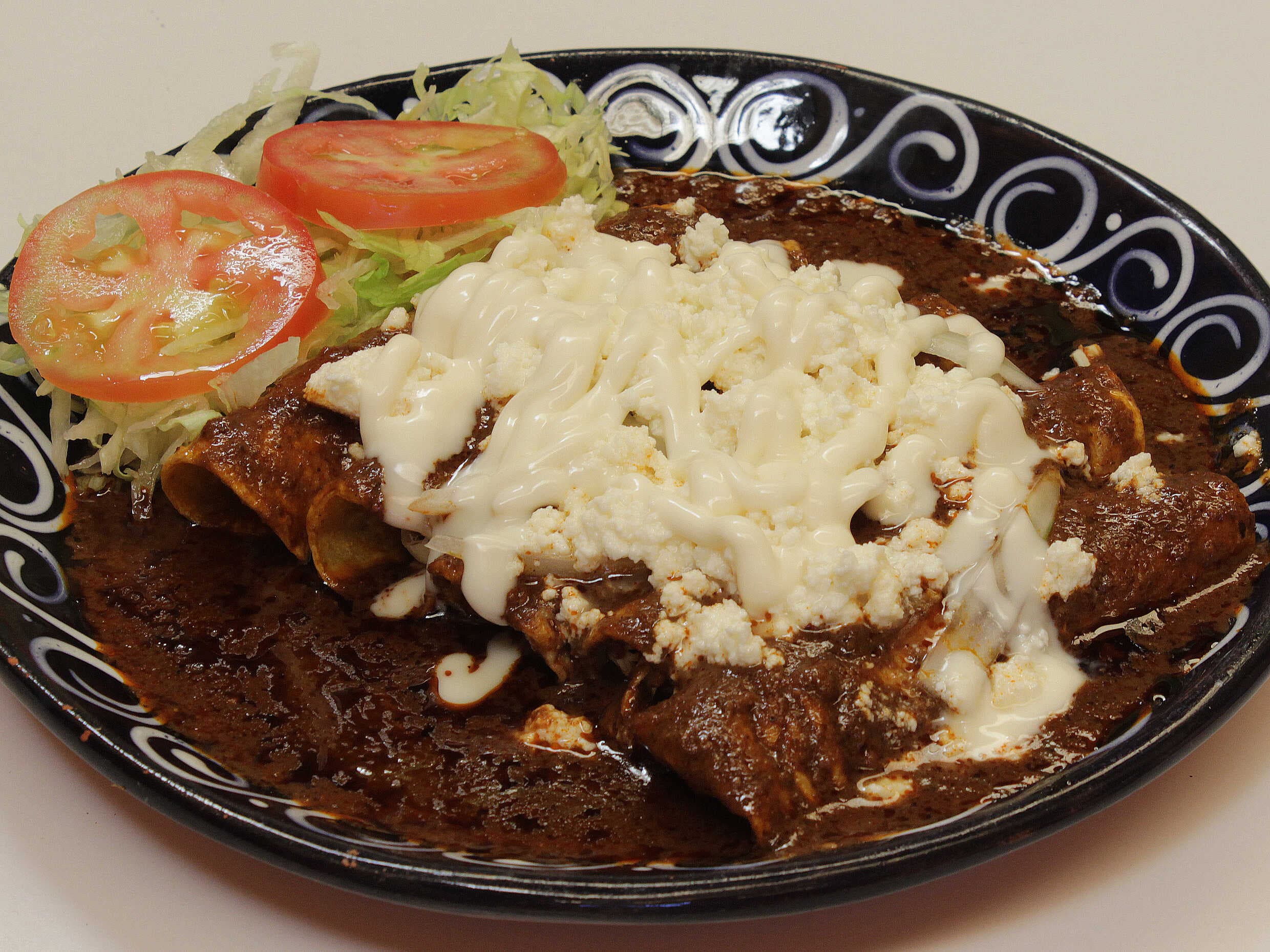 Enchiladas de Mole