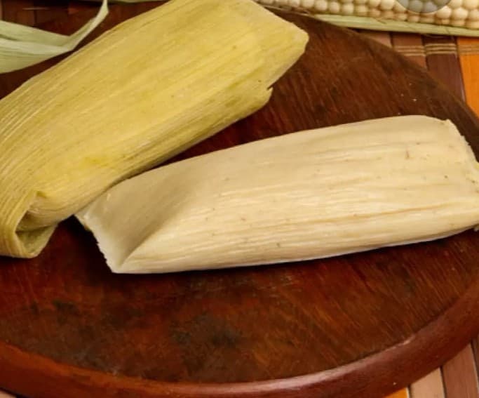 Tamal de Elote con Natilla
