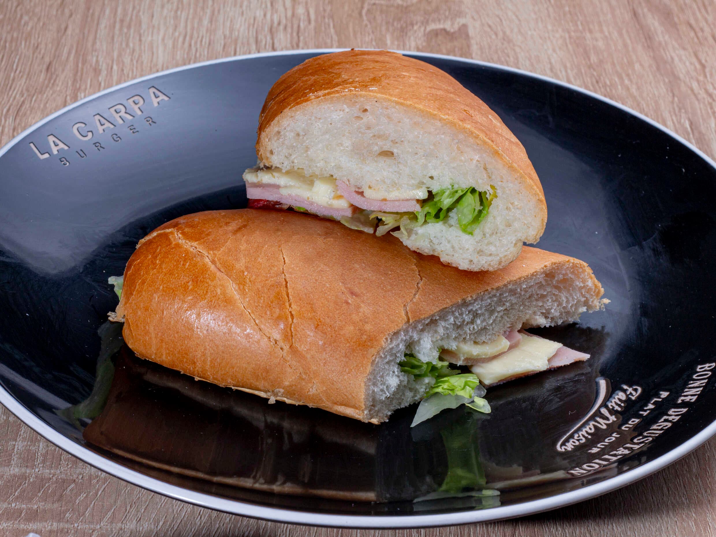 Sándwich de Jamón y Queso