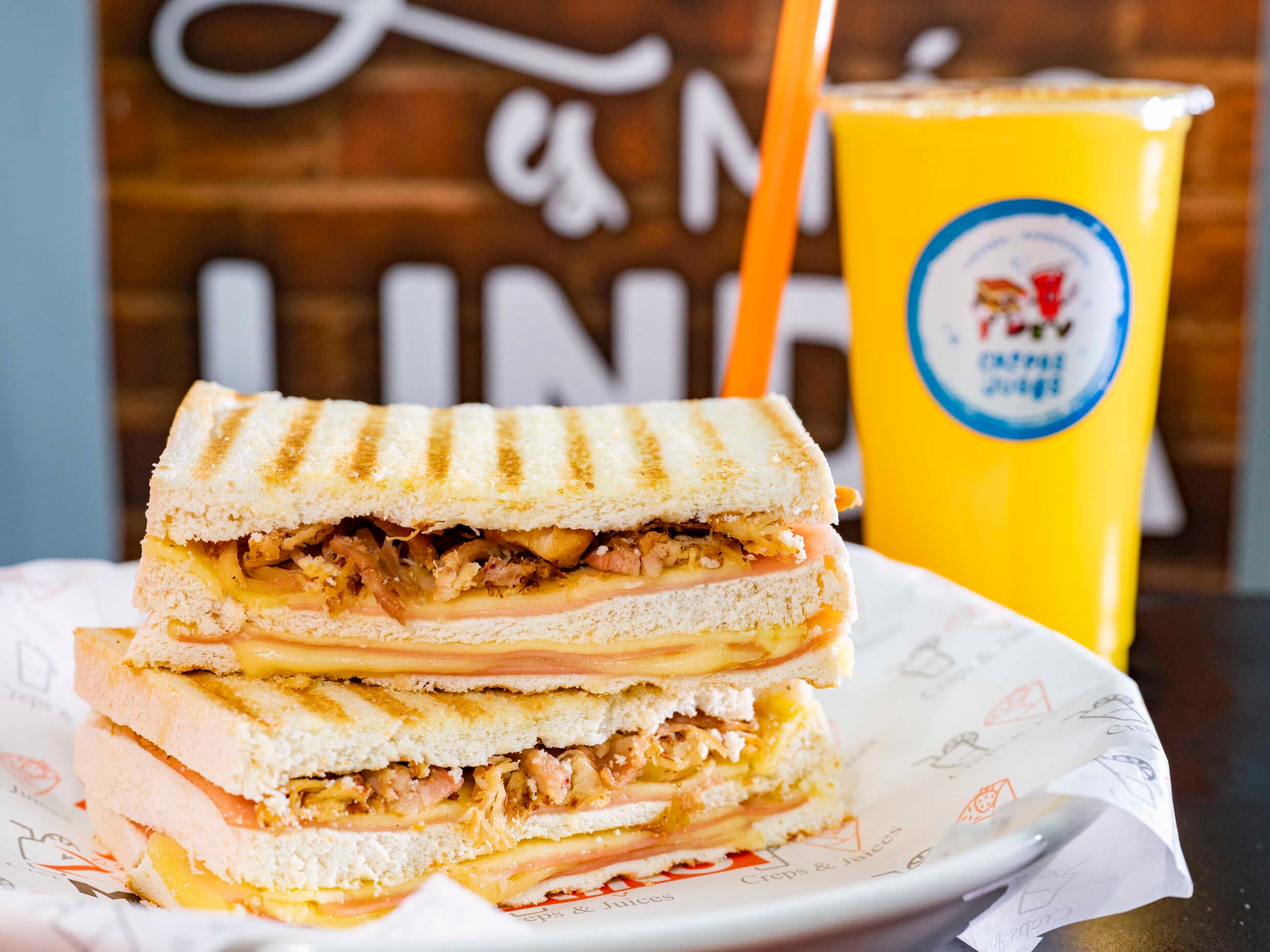 Combo 4 - Mixto con Pollo a la Brasa y Jugo 21 oz