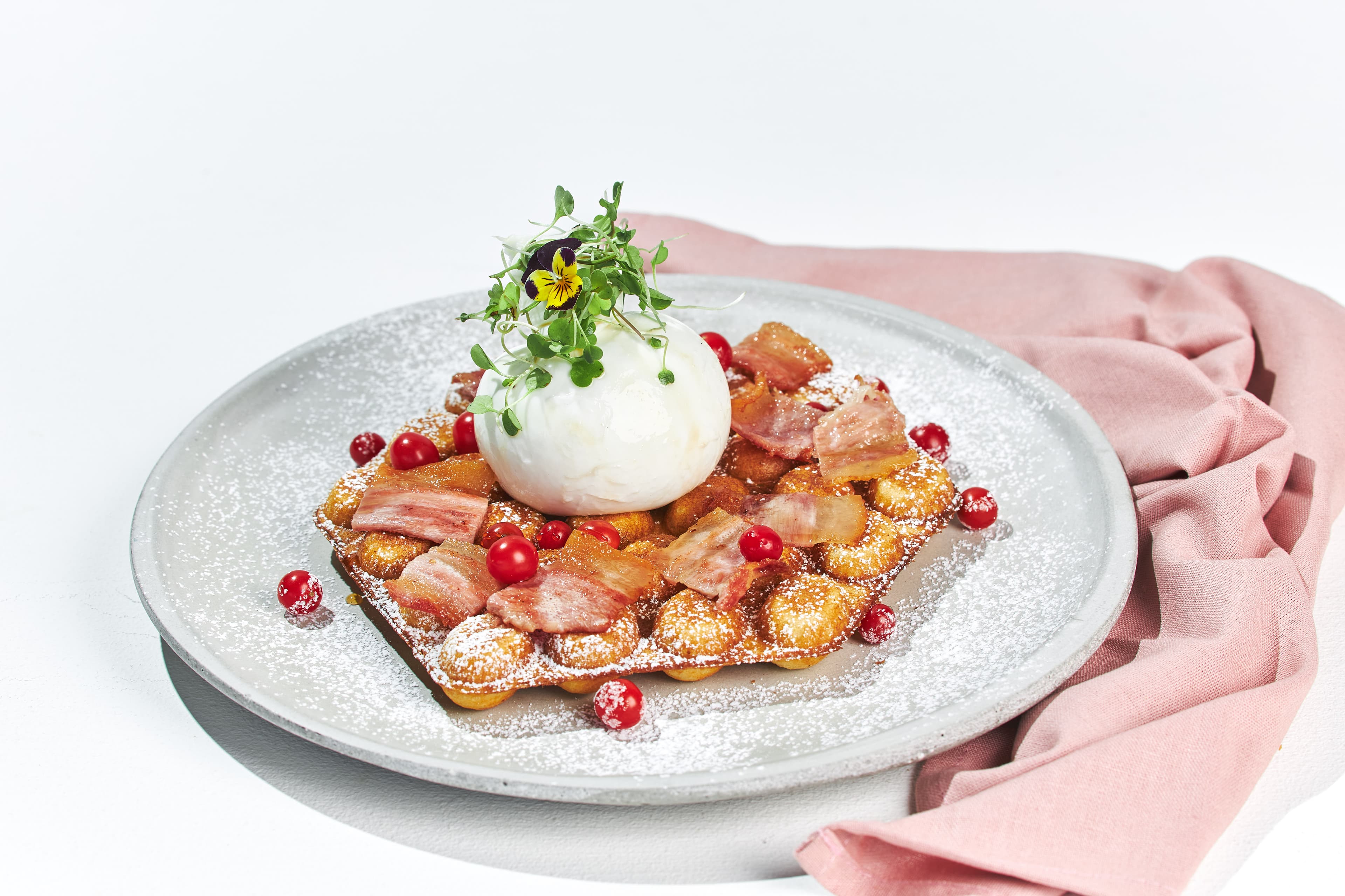 Waffle Burrata y Miel