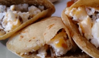 Gordita Huevo a la Mexicana