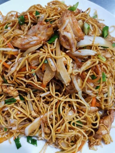Chop suey seco con  pollo