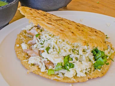 Gordita de Guisado
