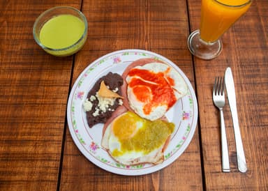Huevos Divorciados