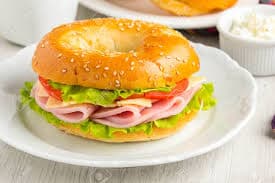 Desayuno Bagel Jamón y Queso