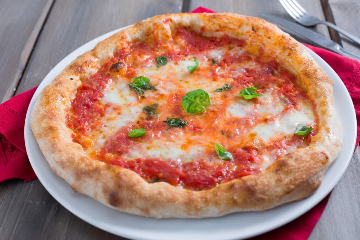 Pizza Grande Napolitana