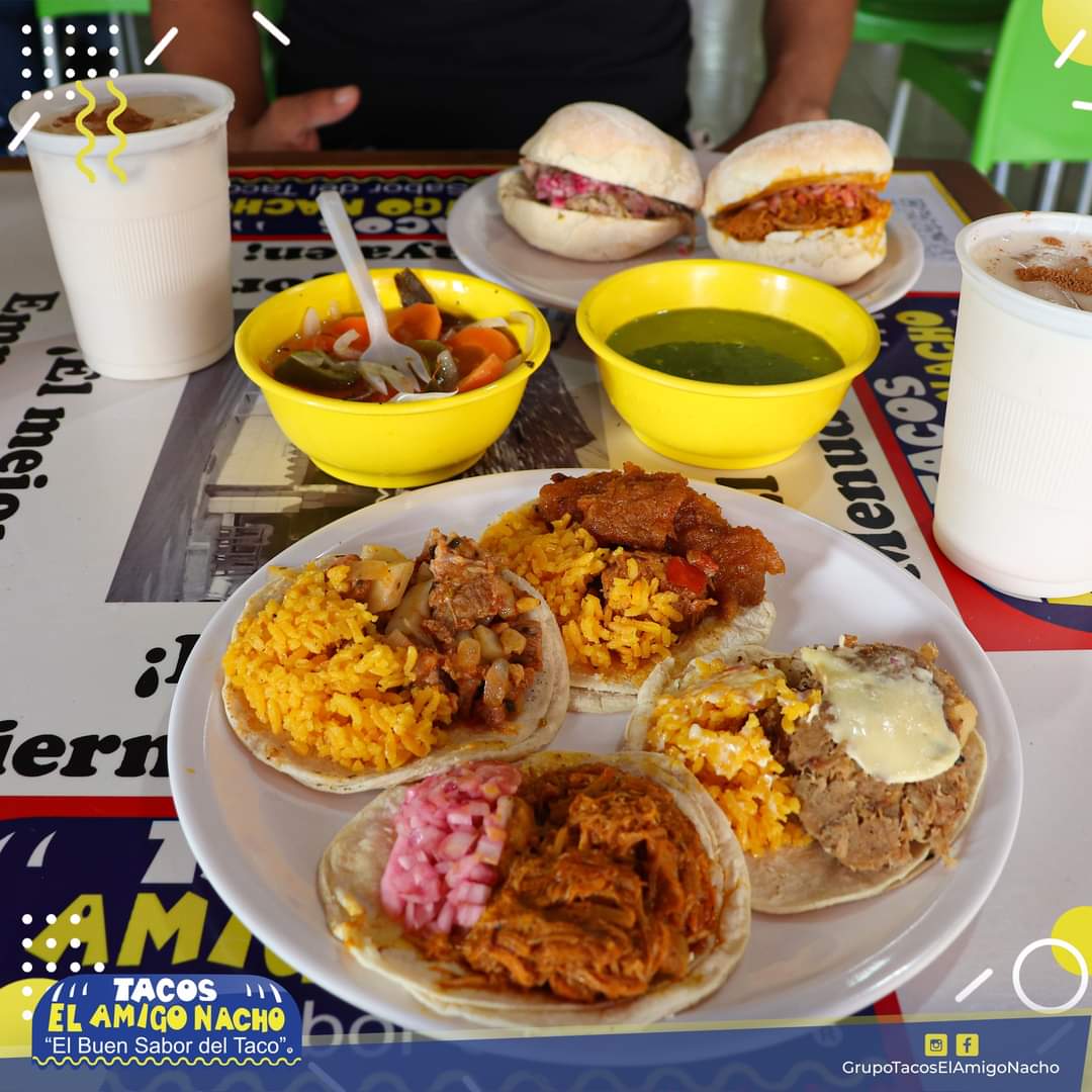 CHICHARRON EN SALSA ROJA