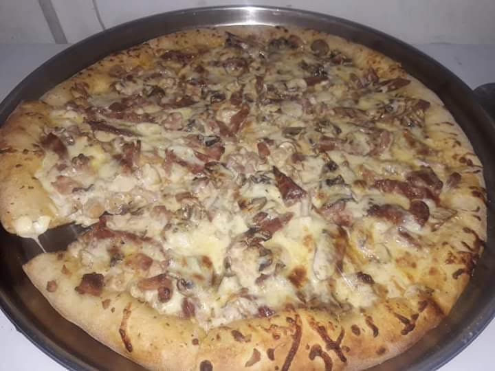 Minipizza Doble Especial Pollo Tocineta