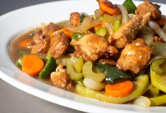 Pollo con Frijol Chino