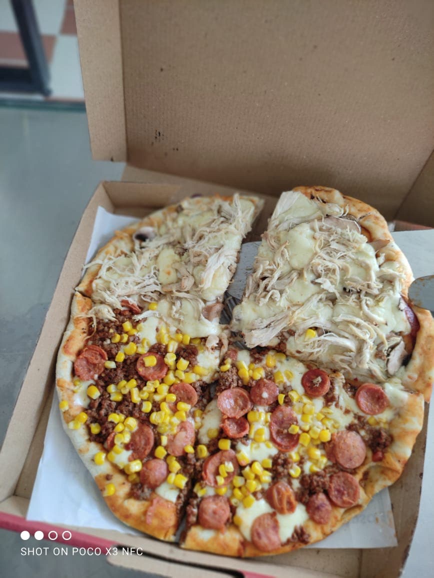 Pizza Mediana 35X35