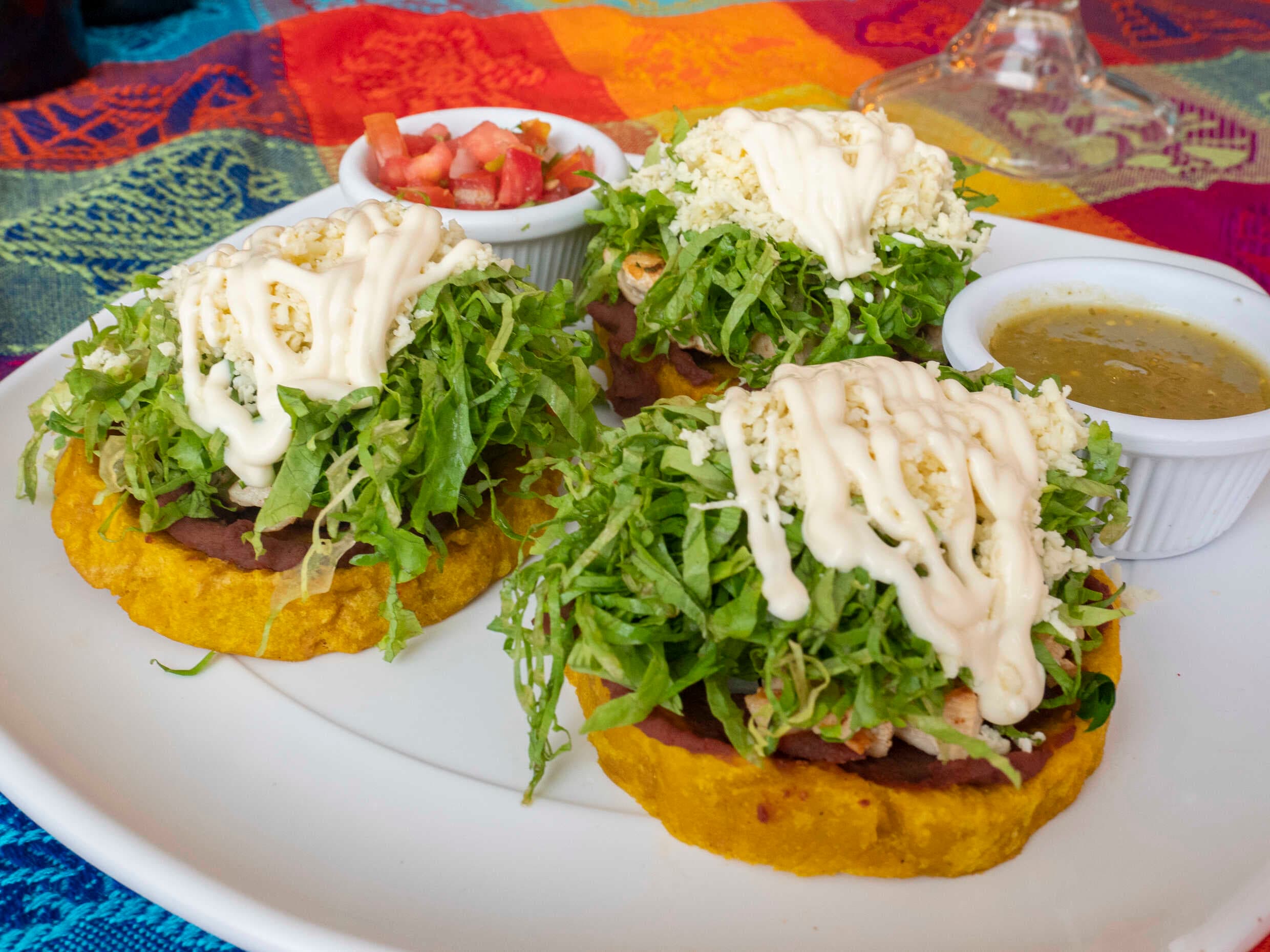 Sopes al Pastor