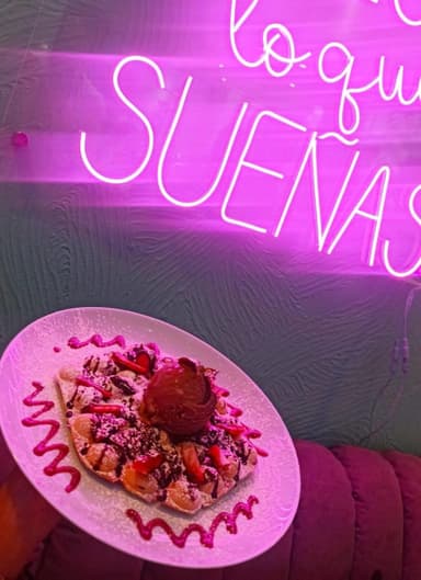 Crepas y Bubble Waffles de promoción