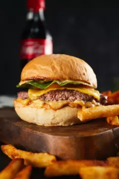 Combo Bacon Cheese Burger + Papas
