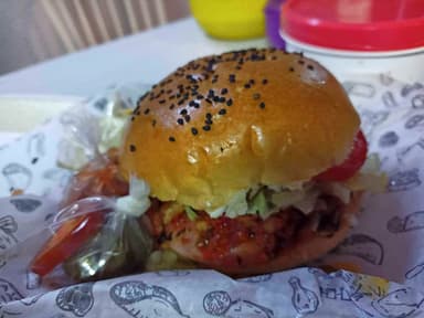 Burger de Res con Chorizo