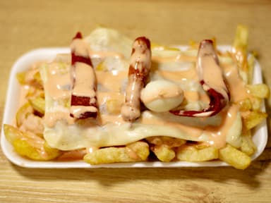 Salchipapa especial