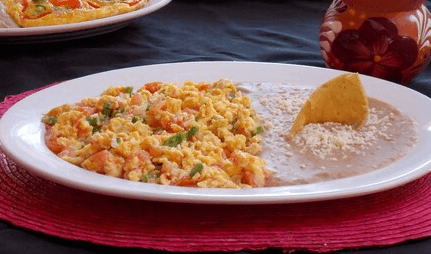 Huevos a la Mexicana