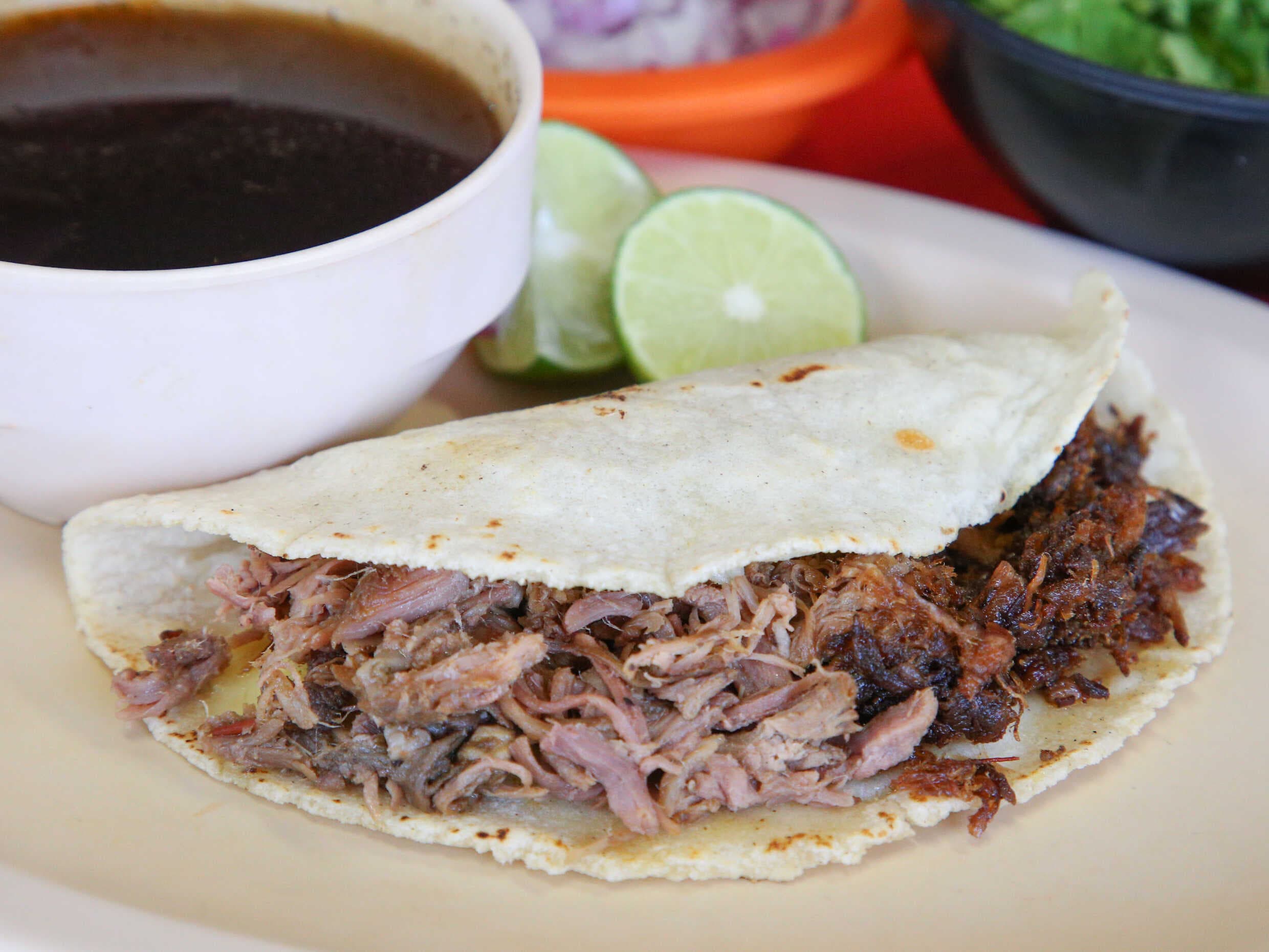 Quesadilla de Birria Mixta
