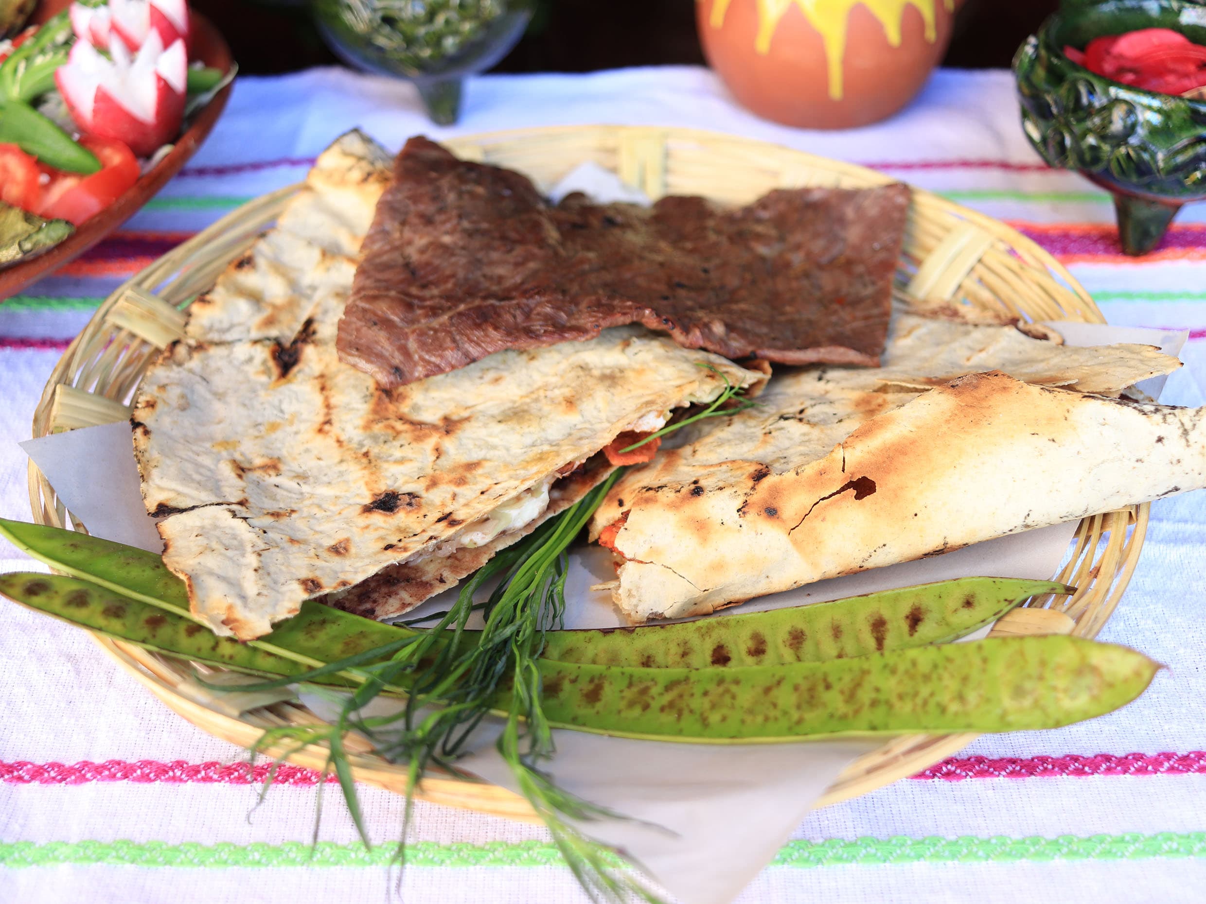 Tlayuda de tasajo