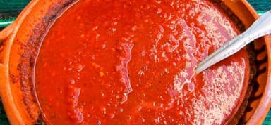 Tazón de Salsa Roja
