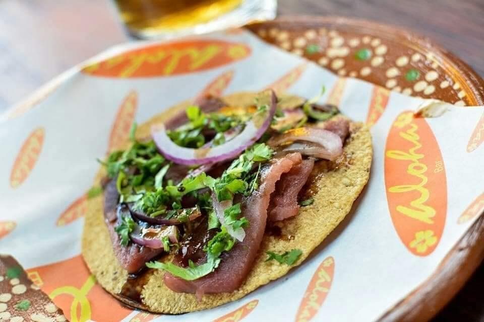 Tostada Oriental de Atún