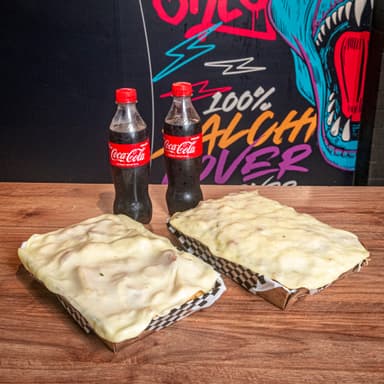 Combo Pareja 2 Salchiquesos + 2 Coca Colas
