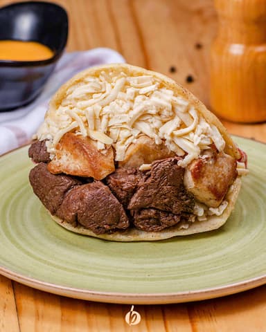 Arepa Mixta