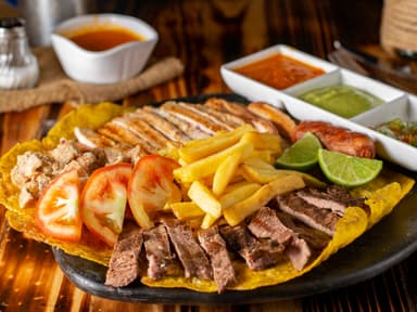 Tostón Picada