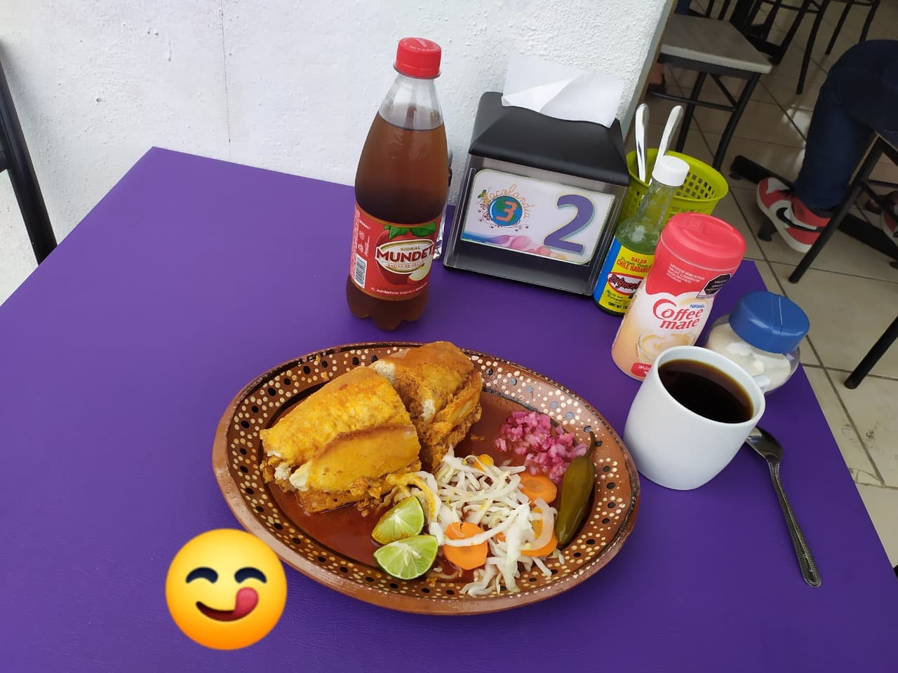 Torta Cochinita Pibil con Queso (Término Dorada)