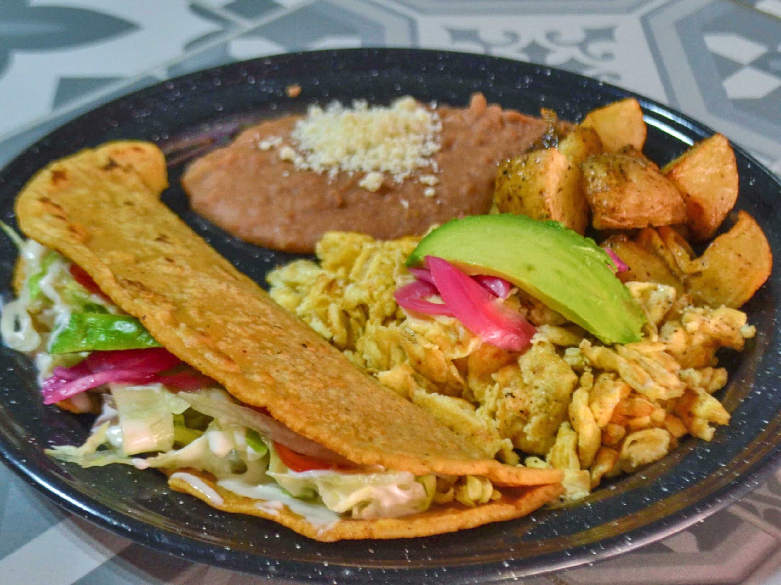 Huevo Pozolito