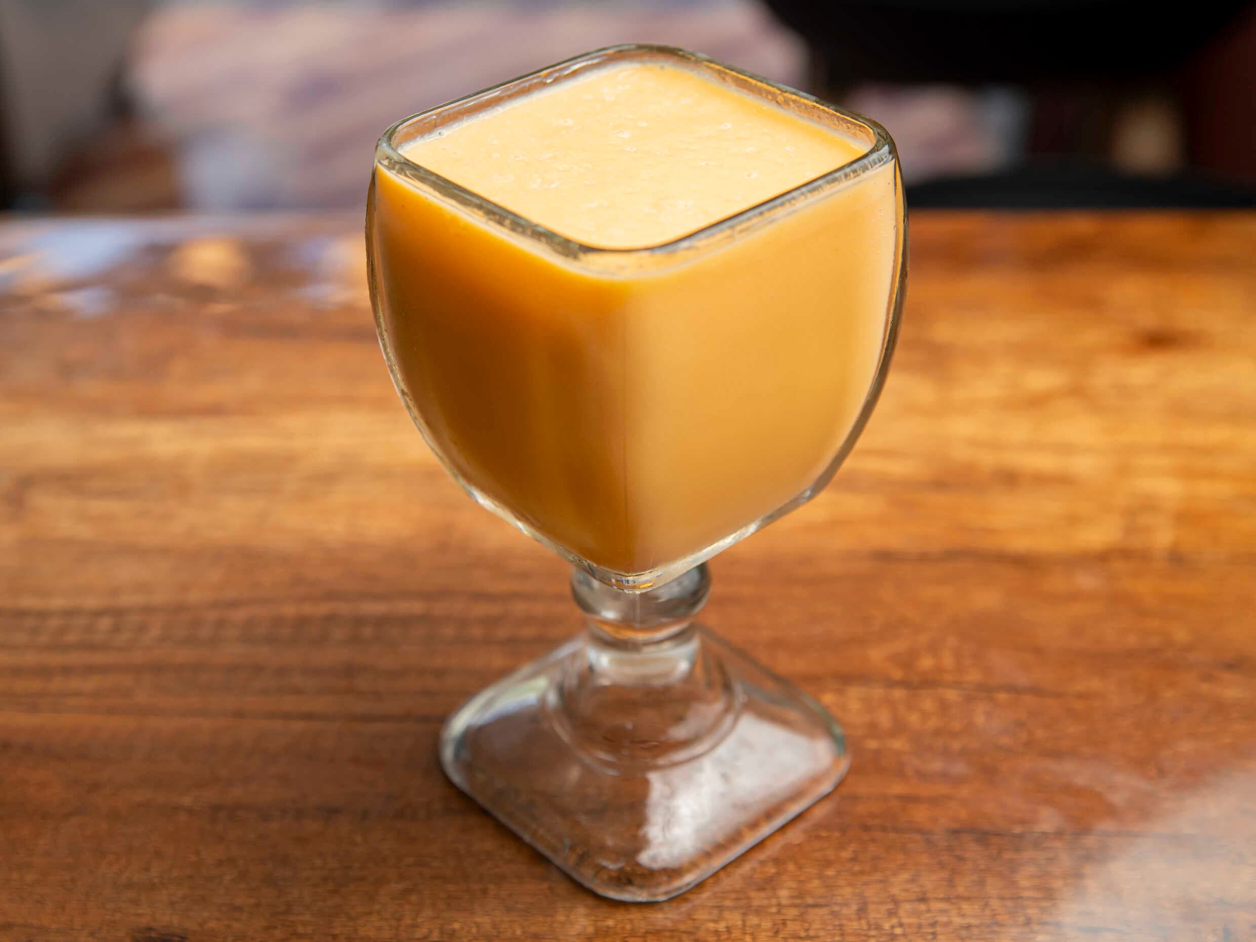 Jugo Especial de Papaya con Leche 21 Oz