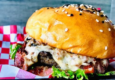 Hamburguesa de Sirloin con Tocino