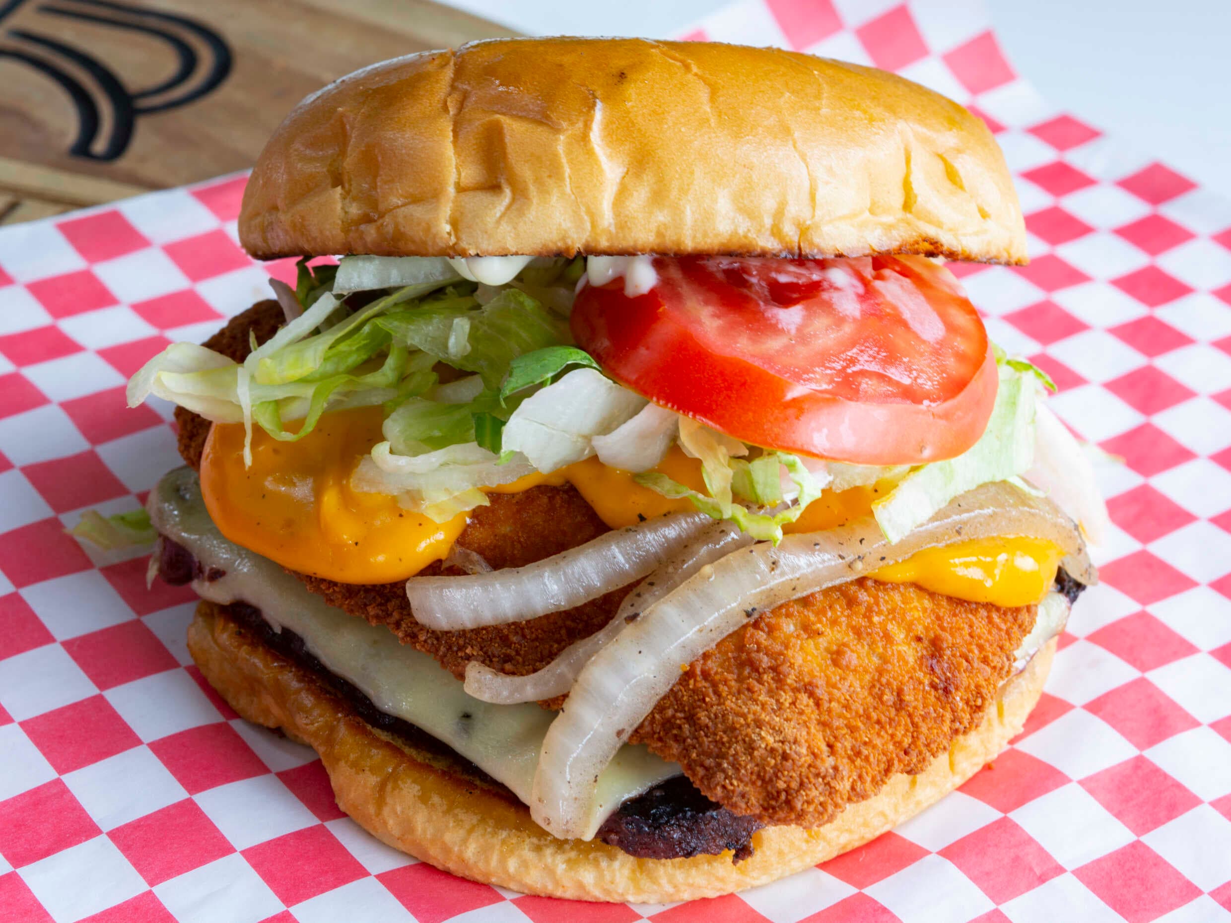 Hamburguesa Carne-Pollo