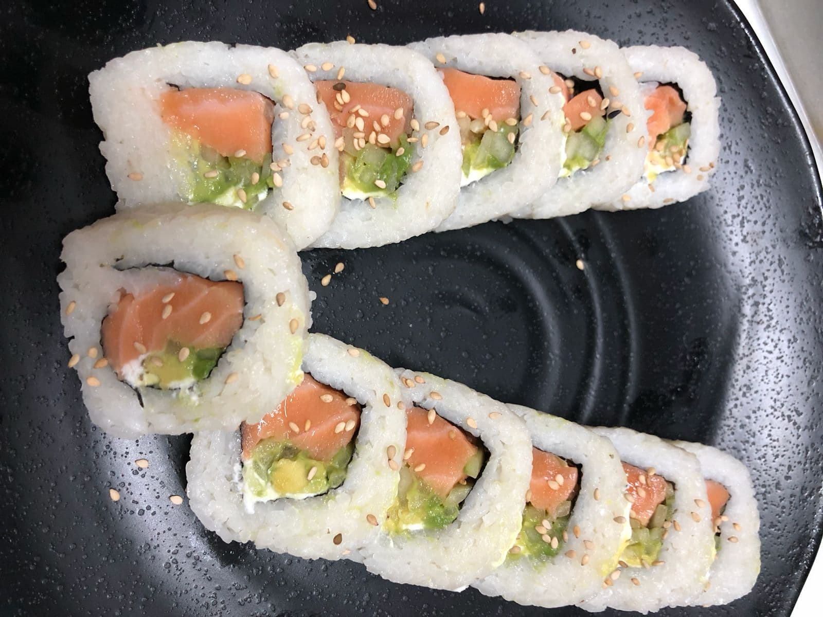 Salmón Roll