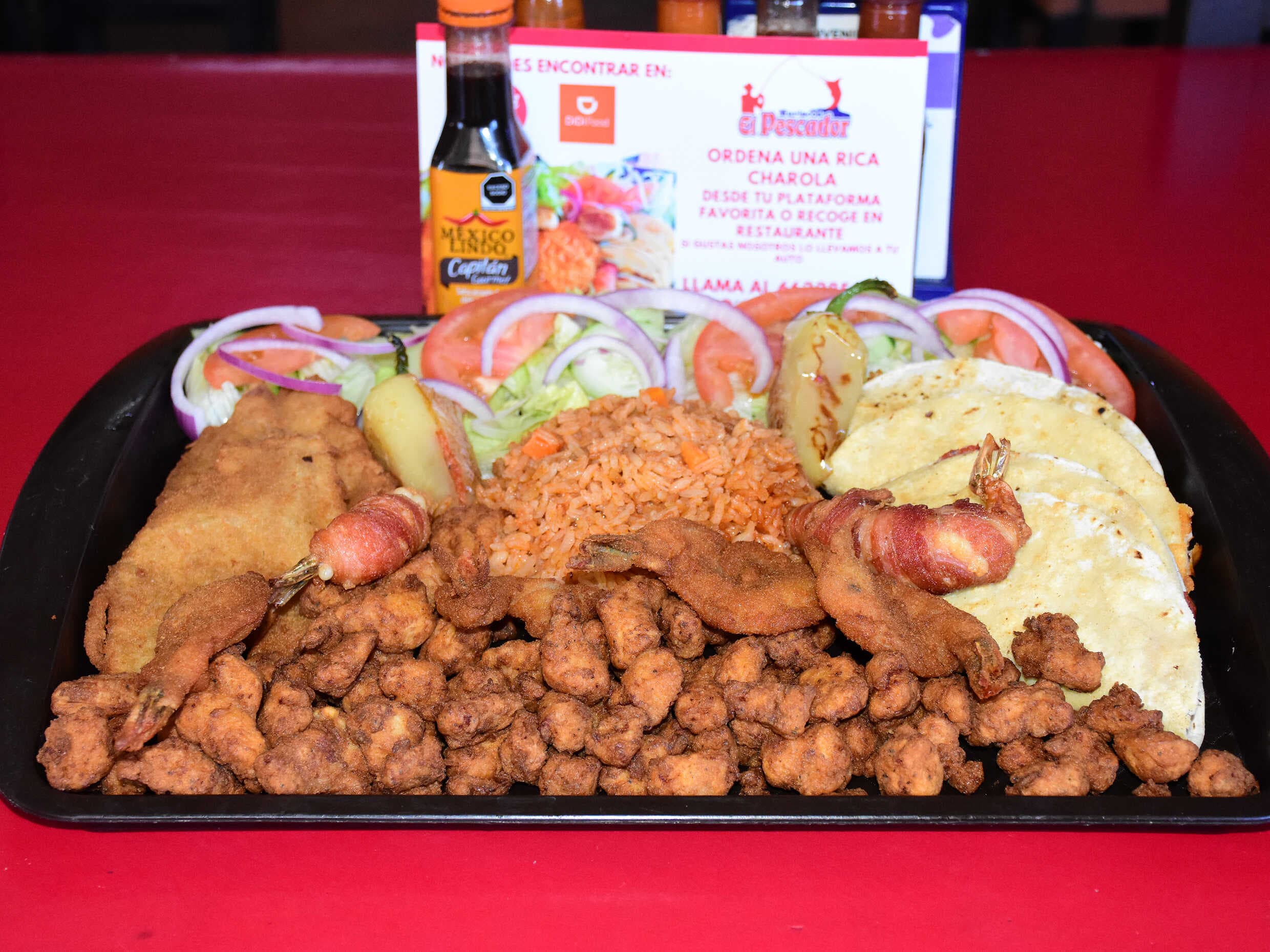 Charola de Mariscos Calientes