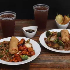 Promo 2 Paquetes 1 + Rollos Orientales de Pollo