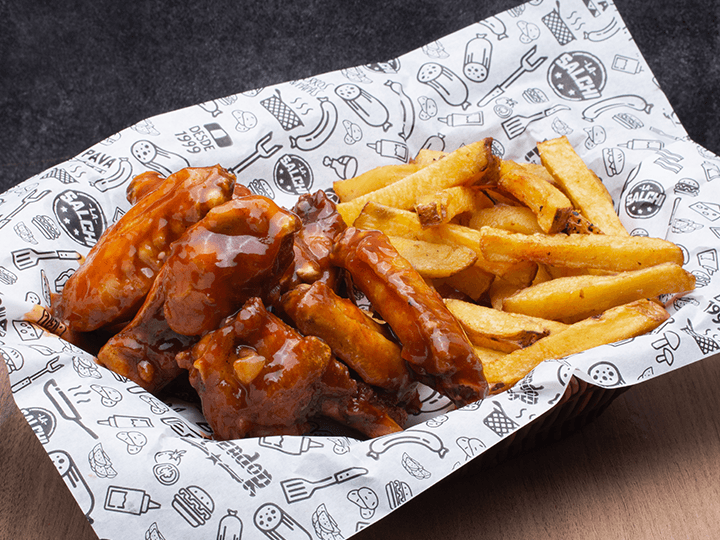 Pa - Alitas BBQ con Papas Peruanas