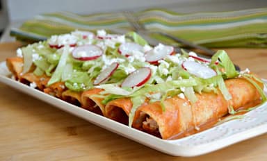 Enchiladas  rojas